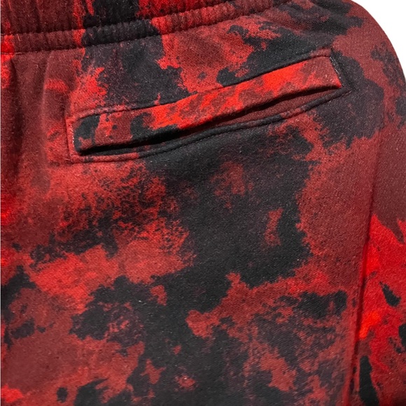 Under Armour Men’s Joggers - Red & Black Abstract Print - M - Picture 6 of 9